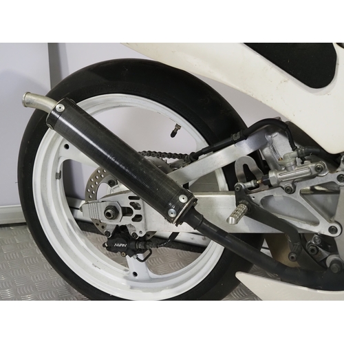 63 - Yamaha TZ125 motorcycle. 1999. 125cc
Frame No. CE04C-000005
Engine No. E106E-000004
No docs. No key