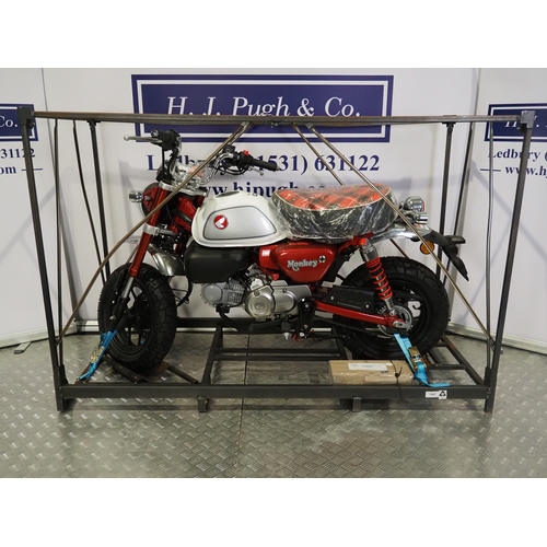Honda Z125 Monkey bike. 2022. 125cc. Frame No. MLHJB03A1N5008280 Engine ...