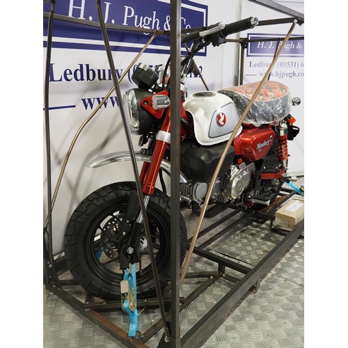 Honda Z125 Monkey bike. 2022. 125cc. Frame No. MLHJB03A1N5008280 Engine ...