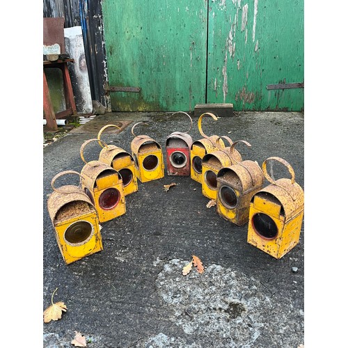 1238 - Paraffin road lanterns - 9