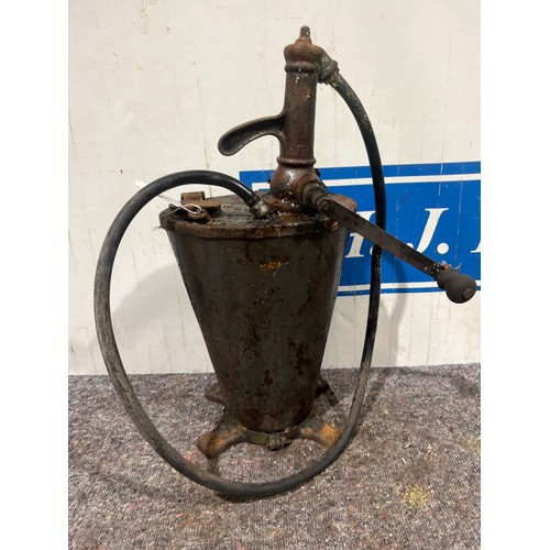 1216 - Oil bucket with pump
