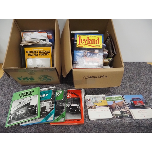 Quantity of assorted commercial vehicle books to include Nick Baldwin's ...
