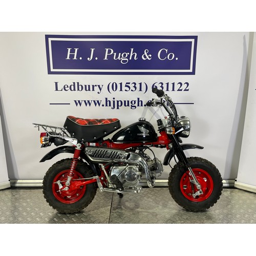 83 - Honda 40th Anniversary edition monkey bike. 2007. 50cc
Frame No. AB27-1802047
Engine No. AB27E-15014... 