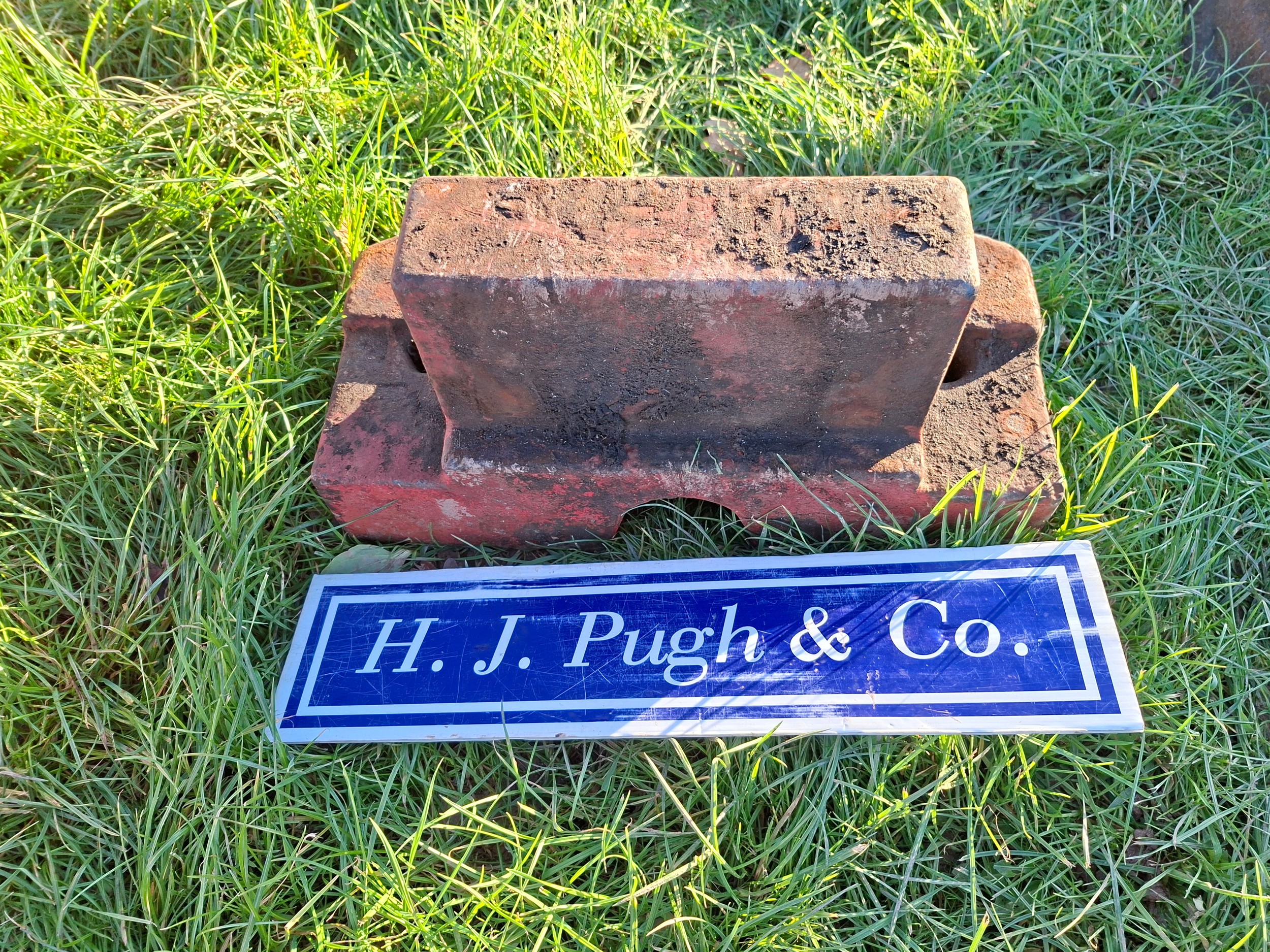 Nuffield under radiator weight