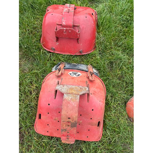 6 - Massey Ferguson seats - 2