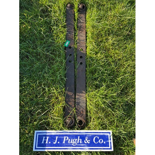 57 - Pair of Fordson Major diesel link arms