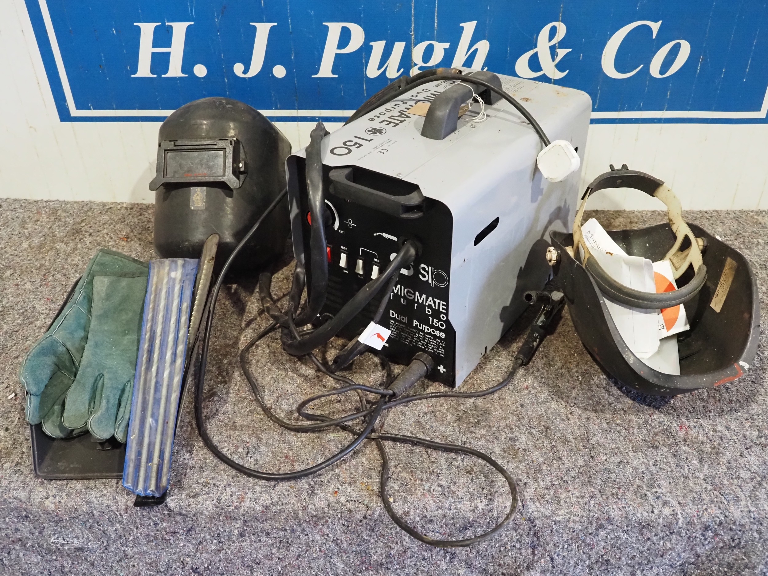 SIP Migmate 150Turbo dual purpose mig welder and masks
