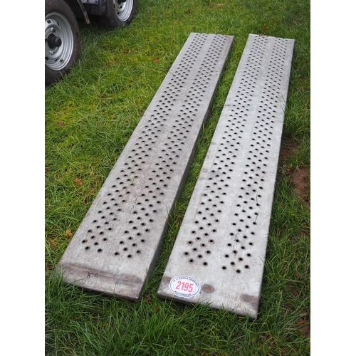 Steel loading ramps 6ft