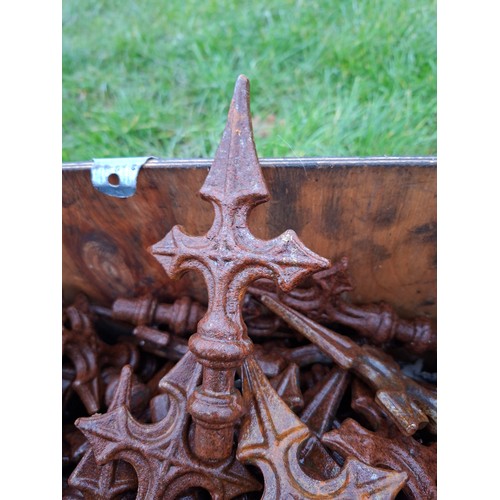 627 - Quantity of metal finials