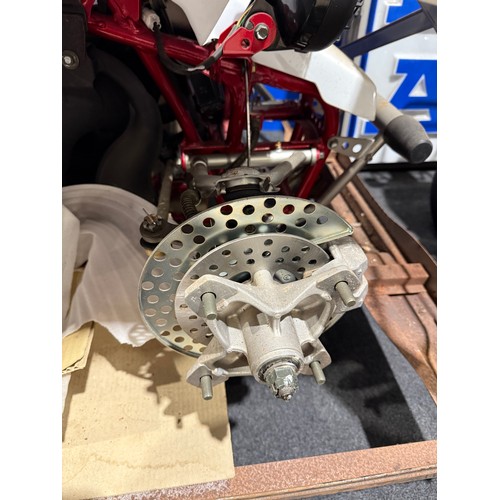 35 - Yamaha YFZ350SW Banshee quad. 2004. 350cc
Frame No. JY43GGW004C266162
Brand new in original shipping... 