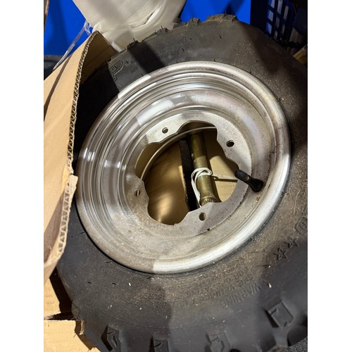 35 - Yamaha YFZ350SW Banshee quad. 2004. 350cc
Frame No. JY43GGW004C266162
Brand new in original shipping... 