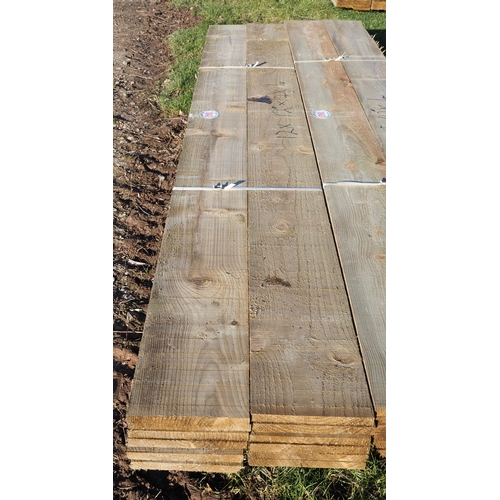 1042 - Sawn timber 12ft x10