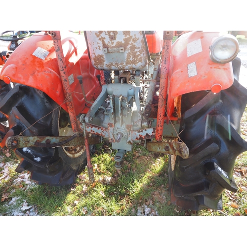 1610 - Yanmar YM3000 compact tractor