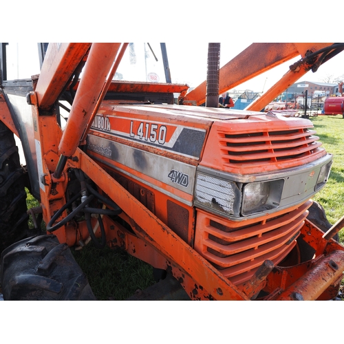 1662 - Kubota L4150 4wd tractor. Showing 5082 hours. C/w hydraulic shuttle, Kubota loader and spike. Key in... 