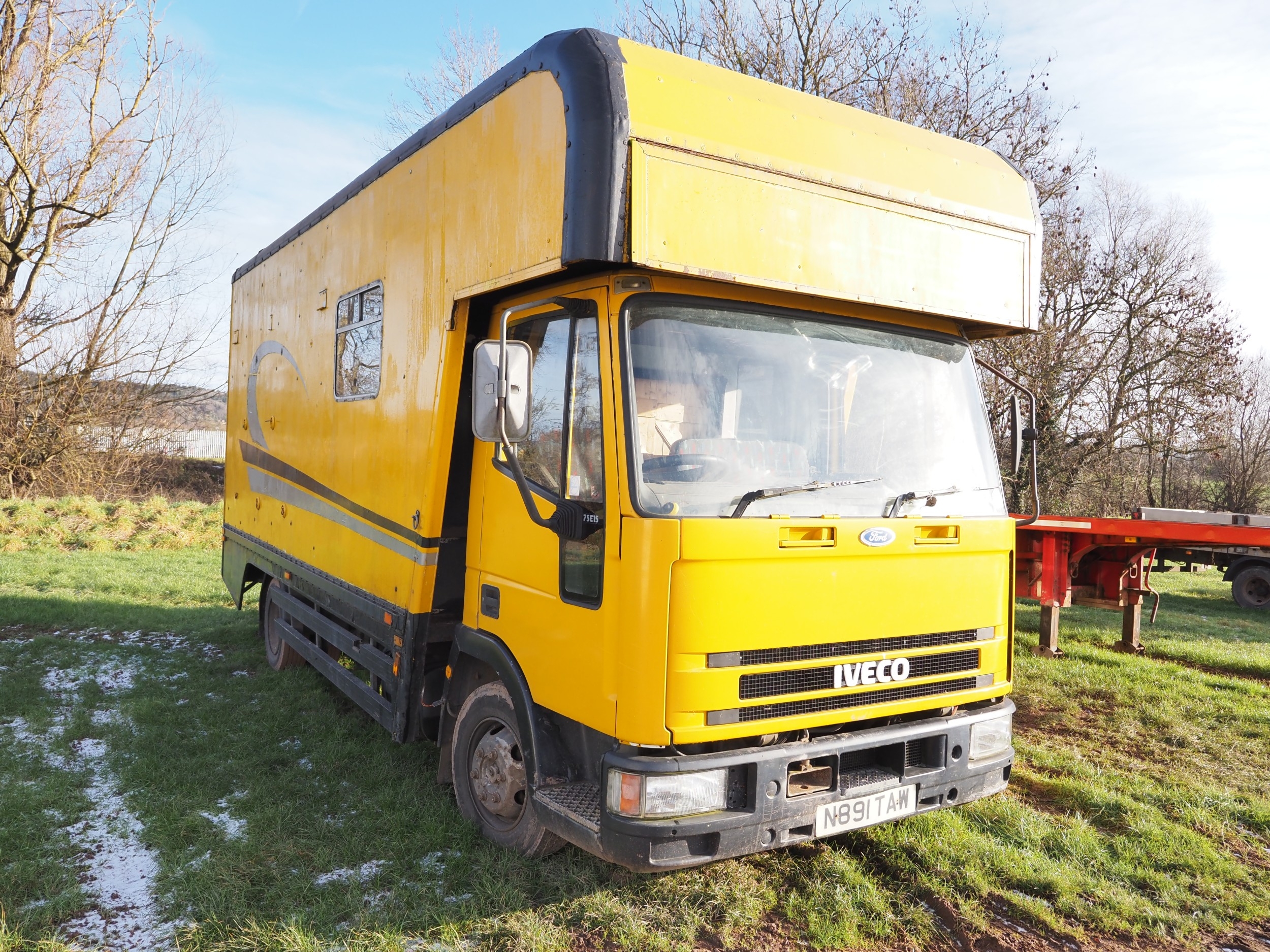 Iveco 75E15 horse lorry. Driven to sale site but has flat battery. MOT ...