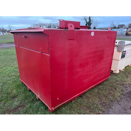 Metal 4000 litre fuel tank. Keys in office