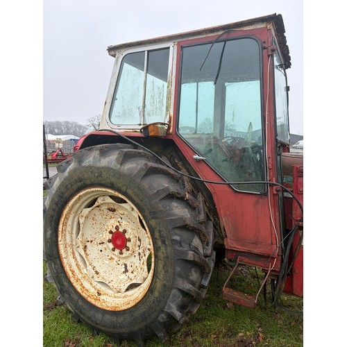 1656A - International 674 tractor. Brakes are worn.  Key in office