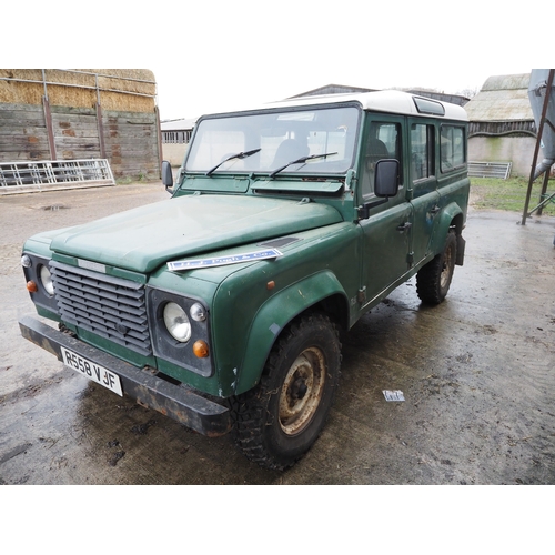 39 - Land Rover Defender 110. Showing 60,800 miles. Runner.  Reg. R558 VJF. V5 and key