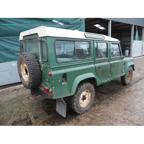 39 - Land Rover Defender 110. Showing 60,800 miles. Runner.  Reg. R558 VJF. V5 and key