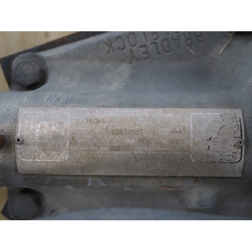 40 - Flatbed 16ft trailer with metal equestrian pole holders