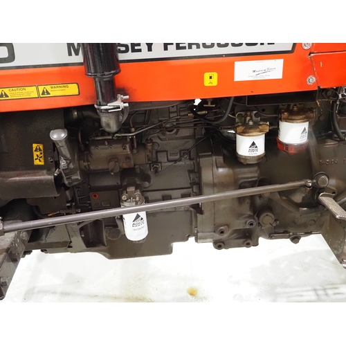 41 - Massey Ferguson 230 tractor. No battery but otherwise good runner. Serial no. 625513. Reg. M802 FWK