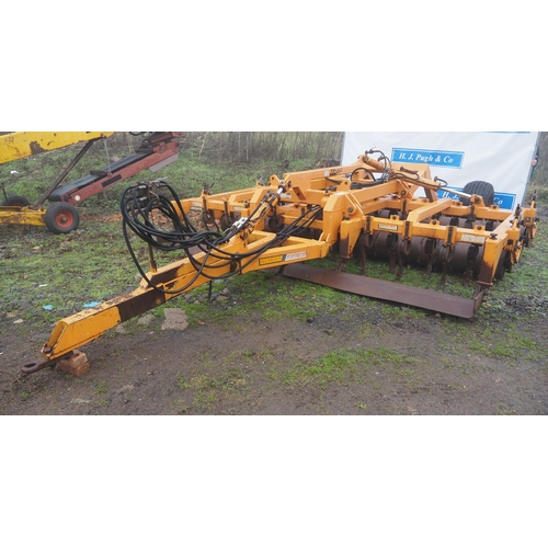 5 - Simba Top Tilth II 4m. Hydraulic folding on  transport kit. S/n TTP/4.0/P