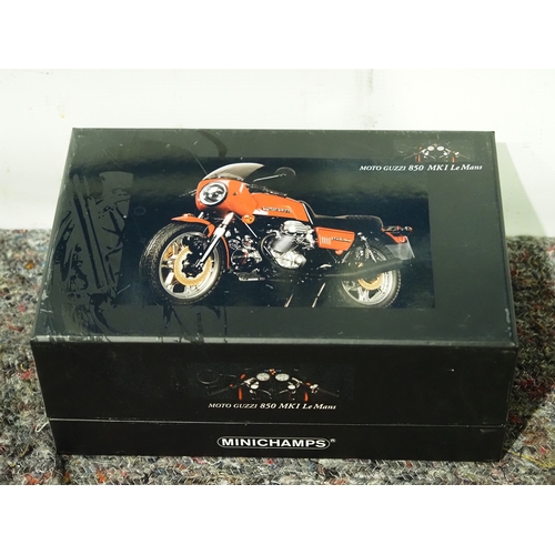 Minichamps Moto Guzzi 850 MKI Le Mans 1:12 scale model in box