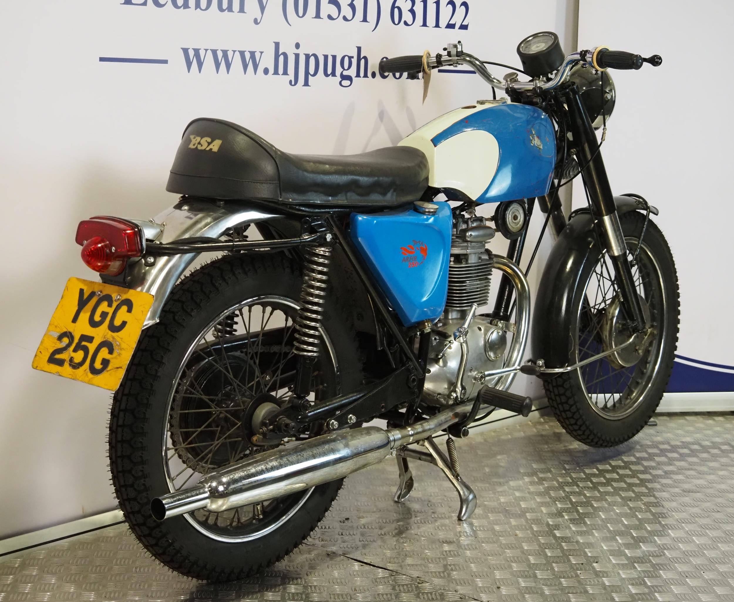 BSA B25S Starfire motorcycle. 1969. 250cc. Frame No. CC13307 B25S (V5 ...
