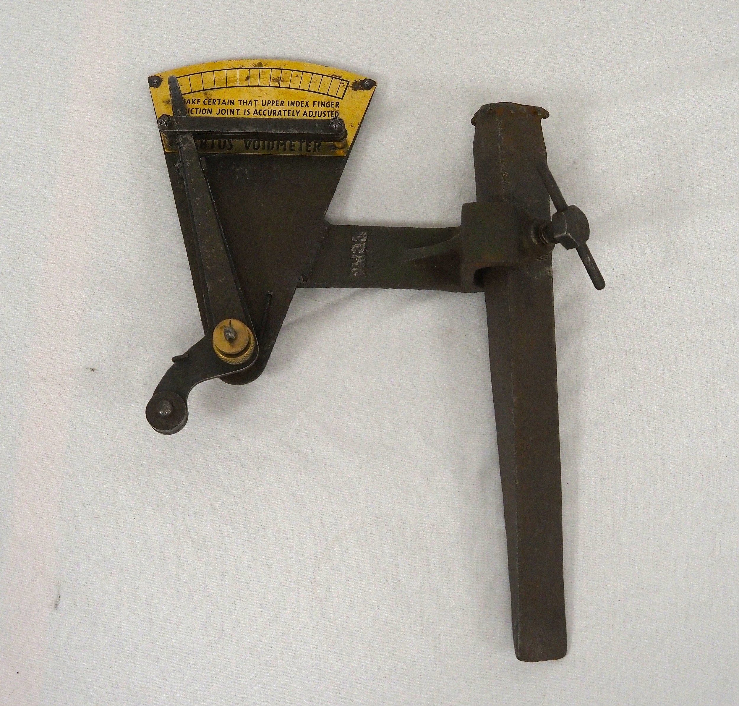 Vintage cast iron Abtus voidmeter