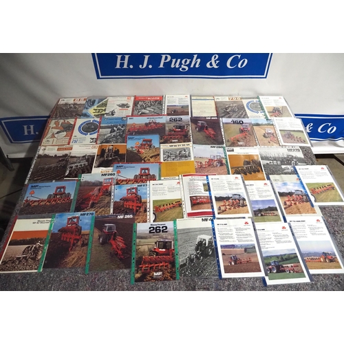 1071 - Massey Ferguson plough implement brochures - 44