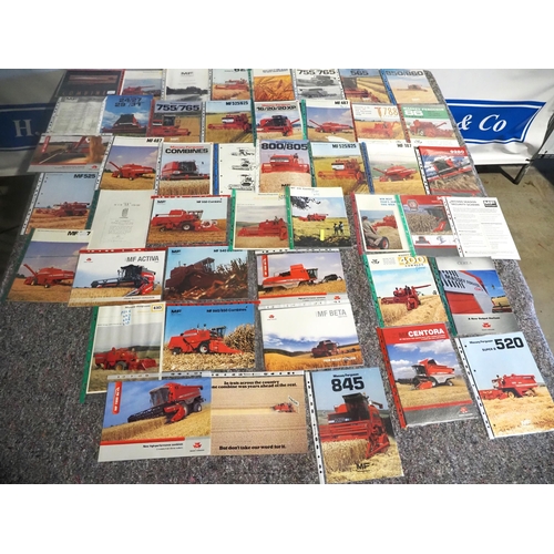 1074 - Massey Ferguson combine brochures - 46