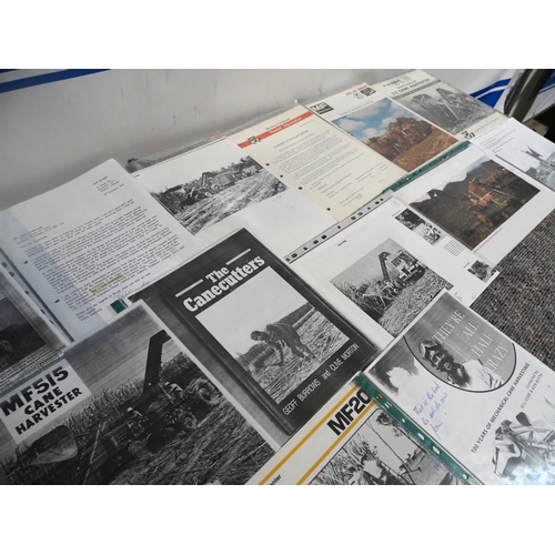 1079 - Massey Ferguson tractor, loaders, skid steer and loader brochures - 44