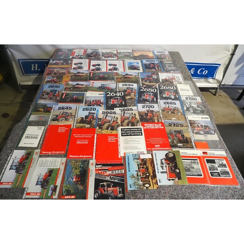 1080 - Massey Ferguson 2000 Series tractor brochures and leaflets - 58