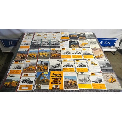 1098 - Massey Ferguson industrial front wheel and 4 wheel drive loaders brochures - 40
