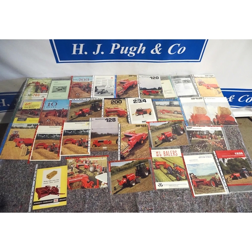 1110 - Massey Ferguson small rectangular baler brochures - 30