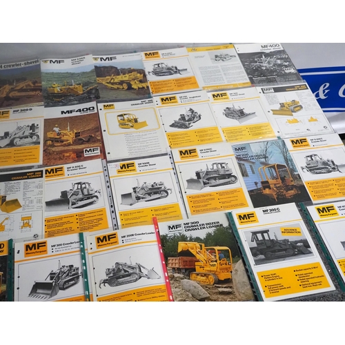 1118 - Massey Ferguson crawlers, loaders and bulldozer brochures - 35
