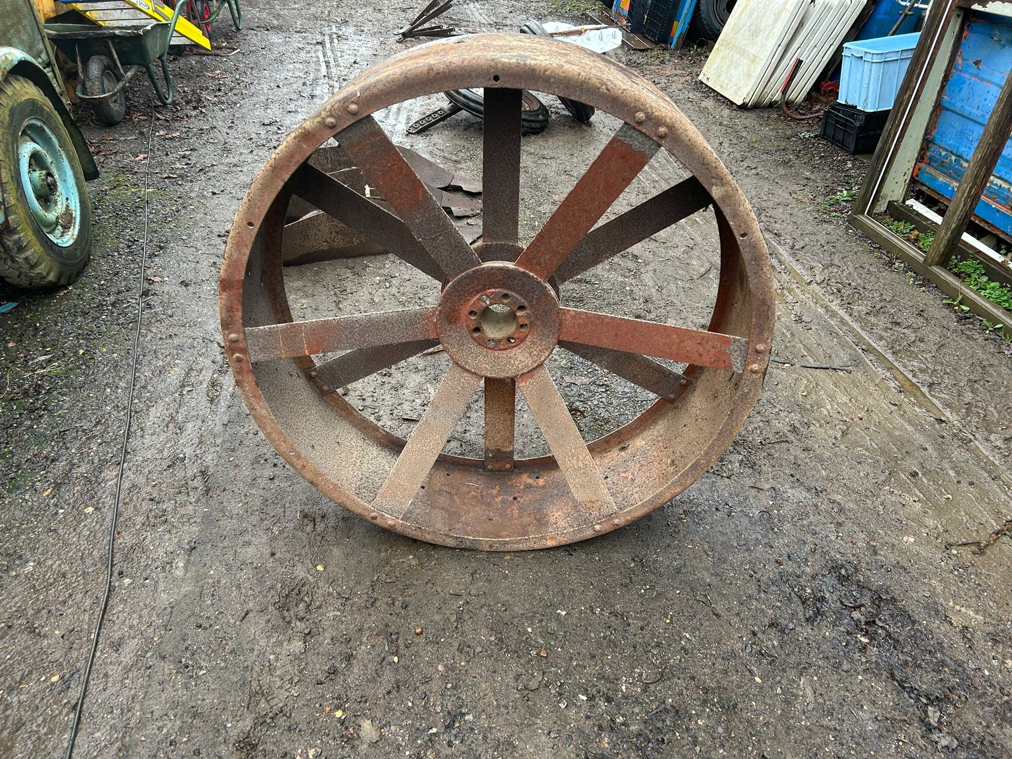 Fordson F back wheel and Fordson F wheel cleats