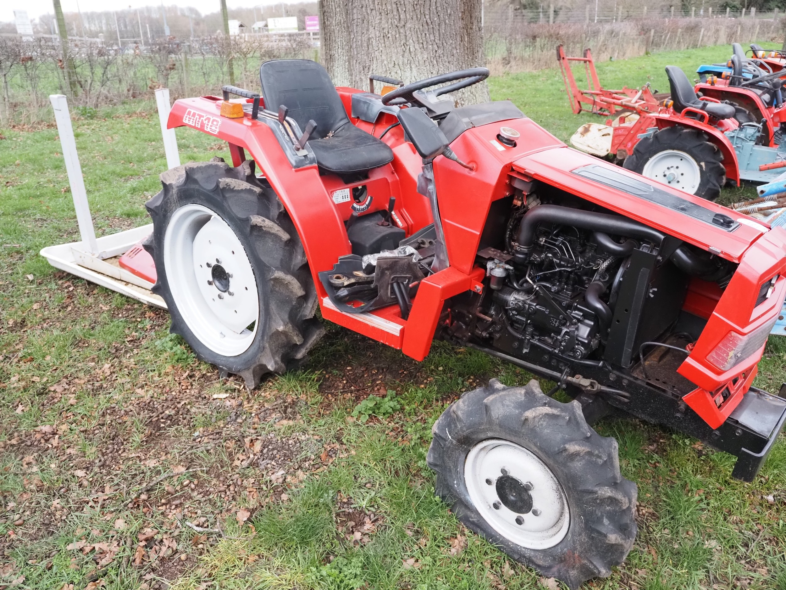 Mitsubishi MT18 4wd compact tractor with sunshine canopy. Key in office