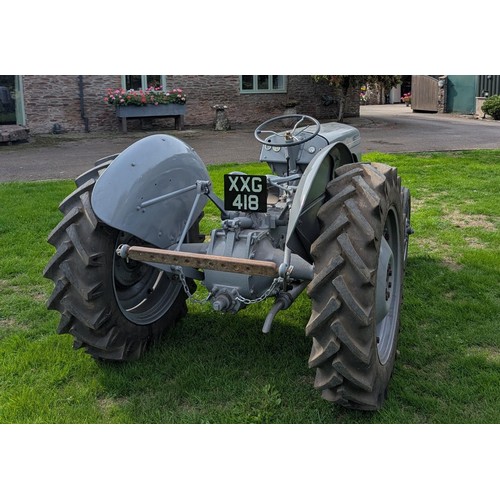Ferguson TEA20 tractor, 1949. Starts and runs without issue. Engine ...
