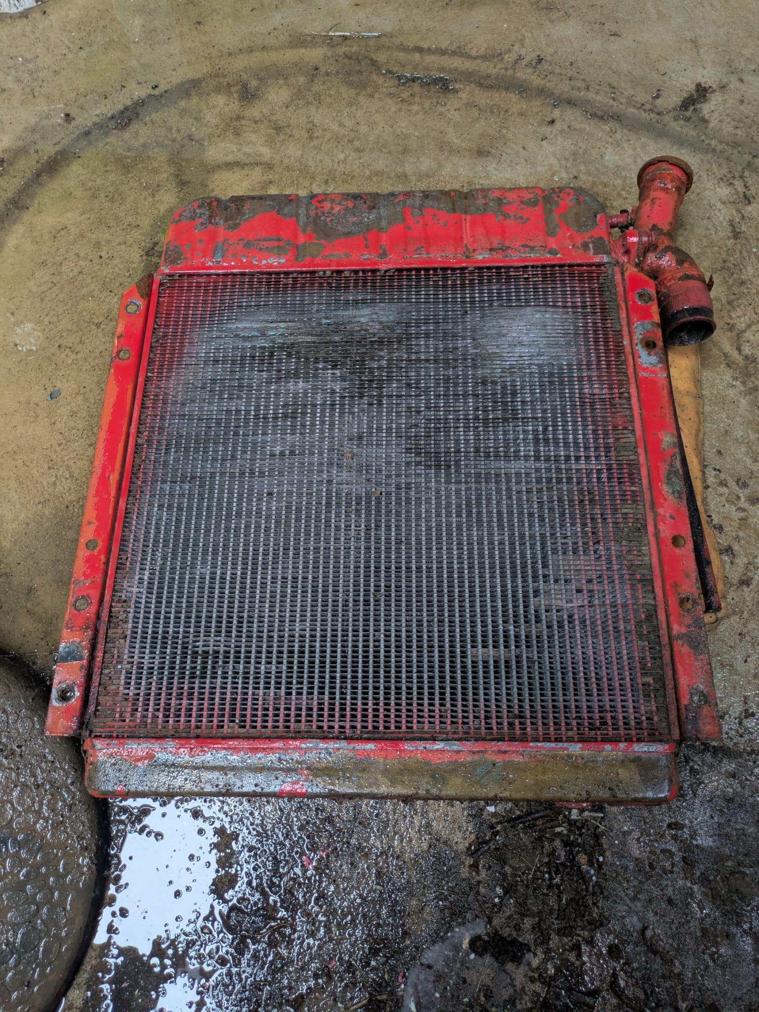 Massey Ferguson 780 combine radiator