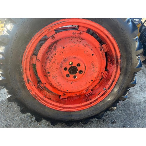 Fordson Major original wheels