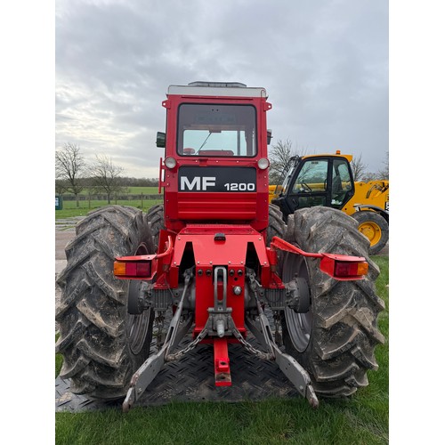 Massey Ferguson 1200 tractor. Showing 5531 genuine hours. Recent full ...