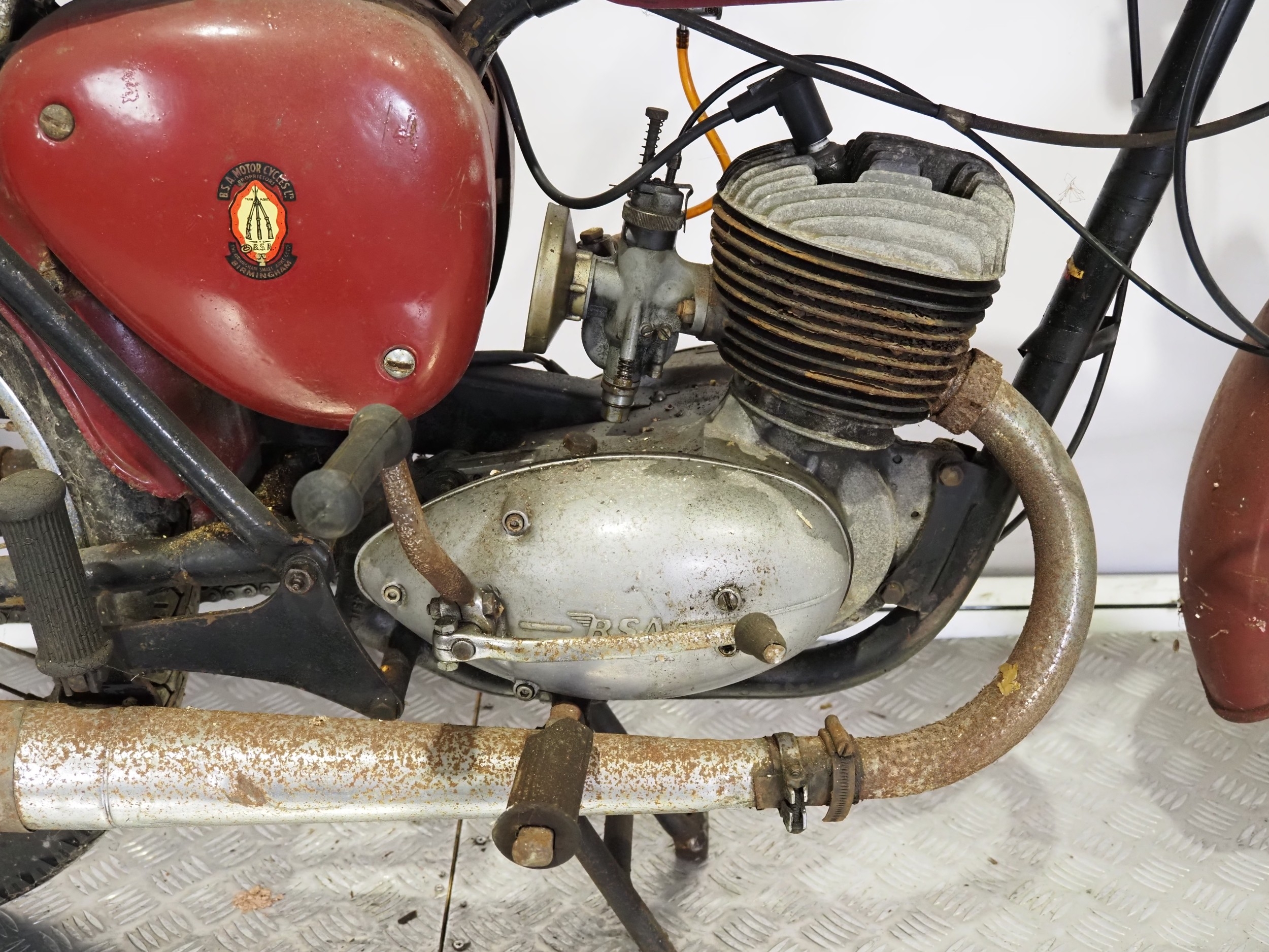 BSA D7 Bantam motorcycle restoration project. 1966. 175cc Frame No. D7 ...
