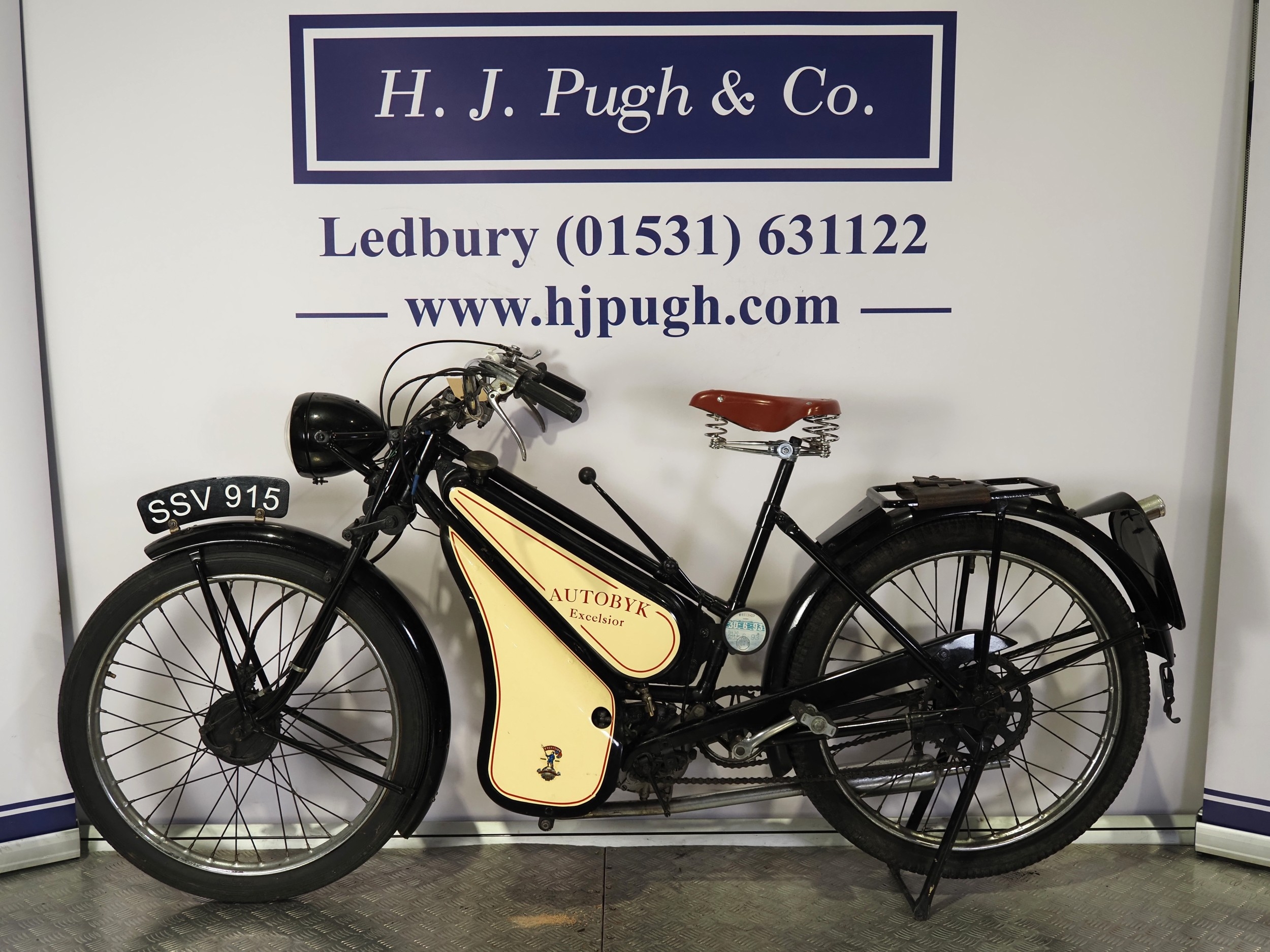 Excelsior Autobyk 2 speed autocycle. 1950. 98cc Frame No. AX2P996 ...