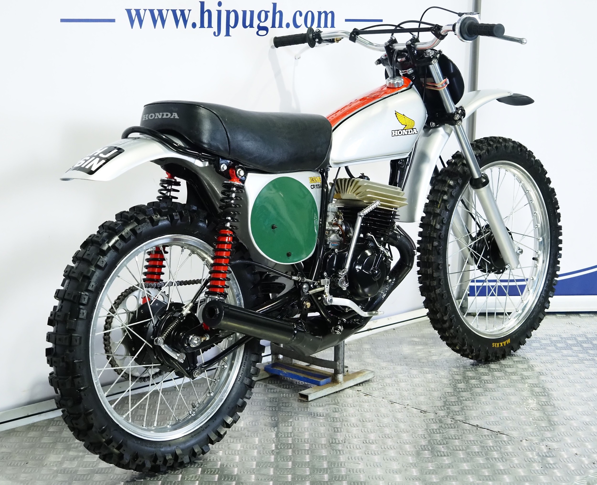 Honda CR125M motocross bike. 1975. 125cc Frame No. CR125M-2014552 ...
