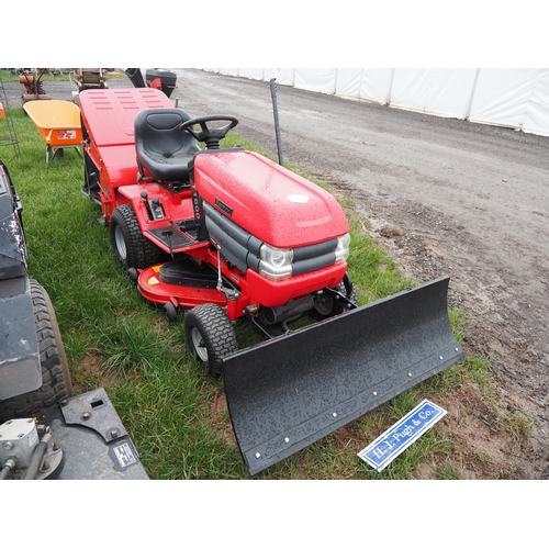 Westwood T1600 petrol garden tractor with PGC and snow blade. Starts and drives