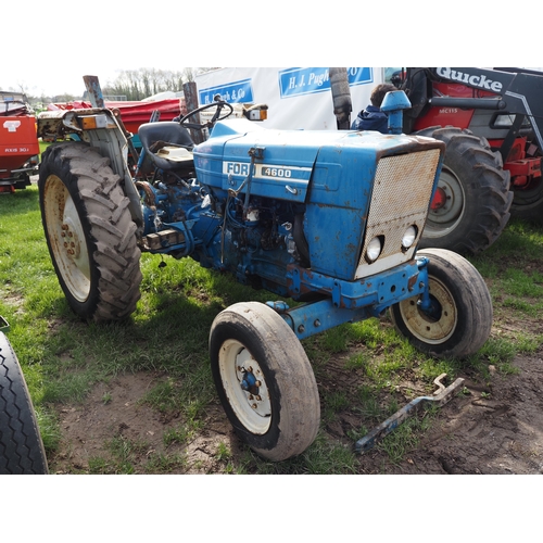 2064 - Ford 4600 tractor with front inside wheel weights. Runs and drives