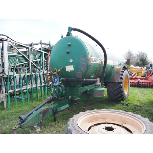 Lot 2085      