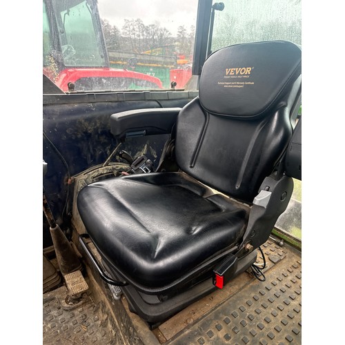 2062 - Deutz Fahr D1037A 4WD tractor with Grays 425 loader. Showing 8320 hours. Reg. B870 RPW. V5 and key i... 