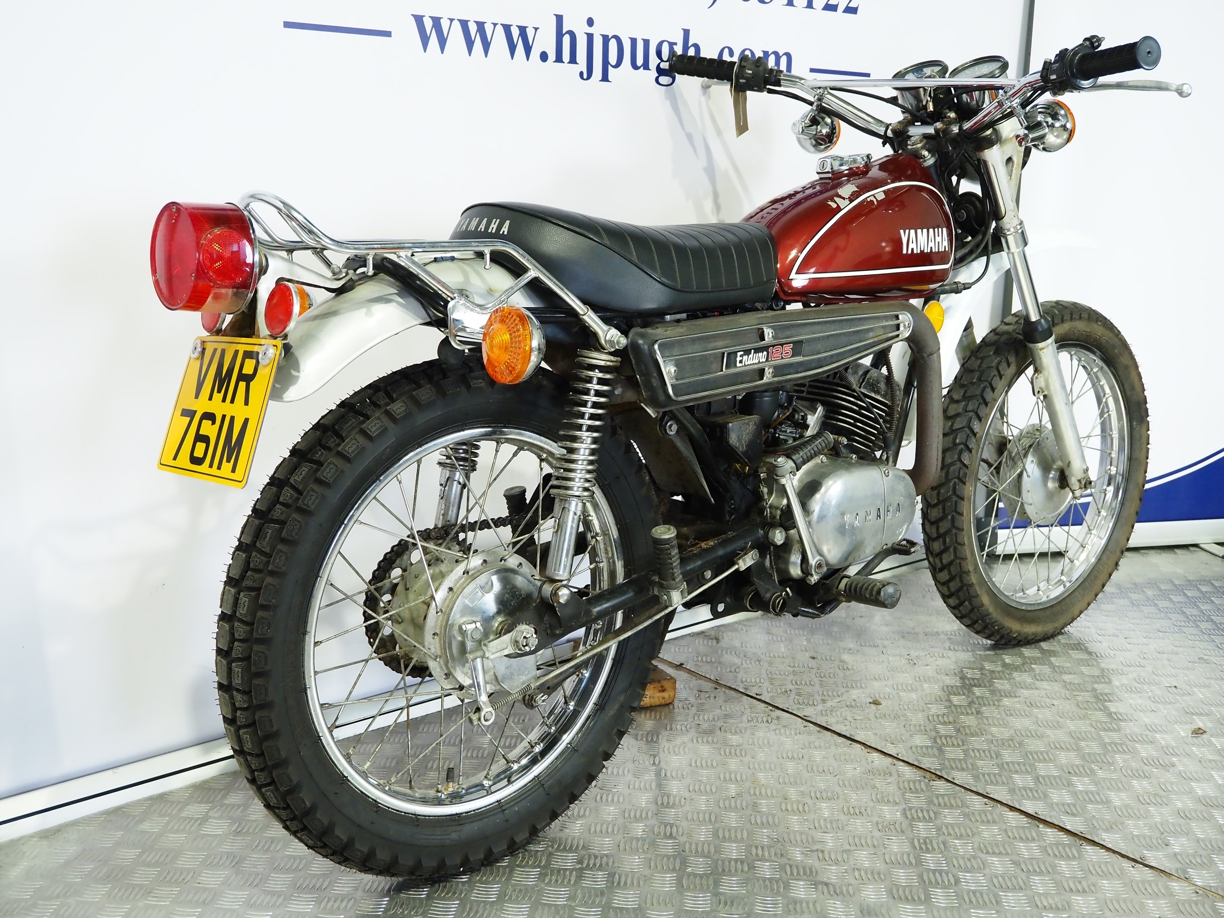 Yamaha DT125 Enduro motorcycle. 1973. 125cc Frame No. 444-013739 Engine ...